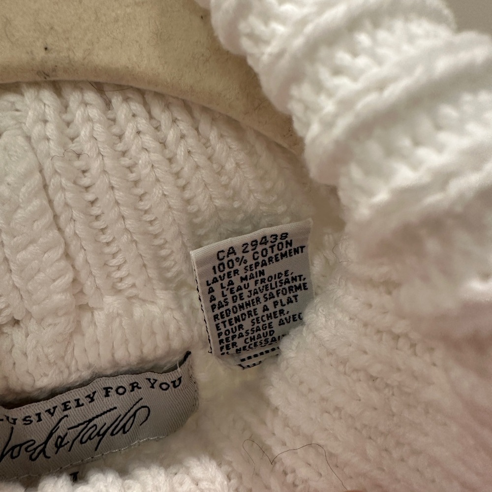 Lord & Taylor Ivory Sleeveless Turtleneck Sweater Size L - Picture 4 of 4